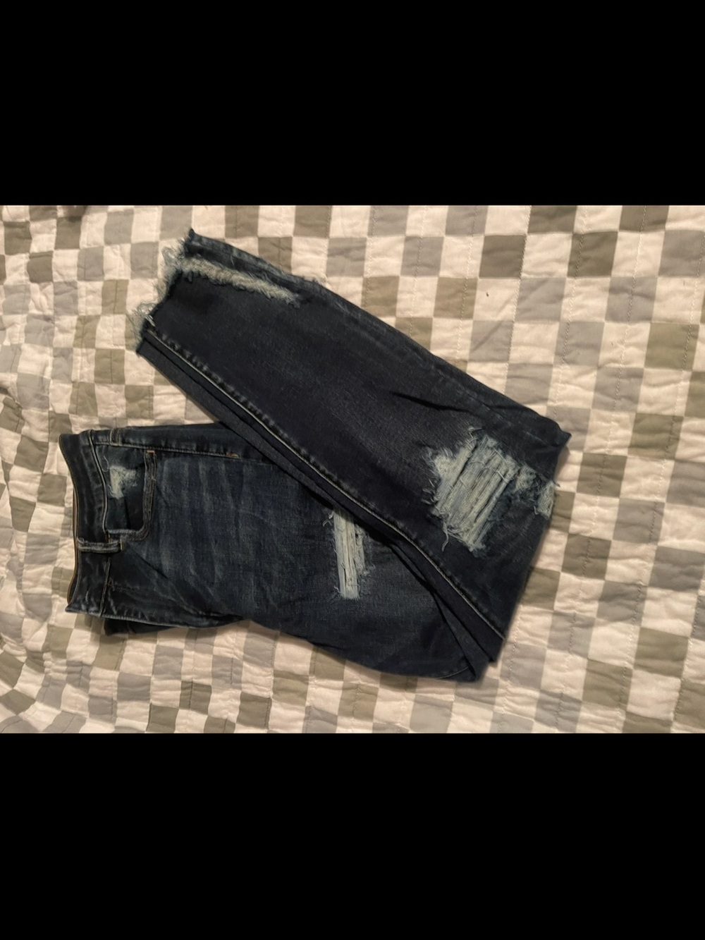 American Eagle Outfitters Dark Blue Distressed Skinny Jeans